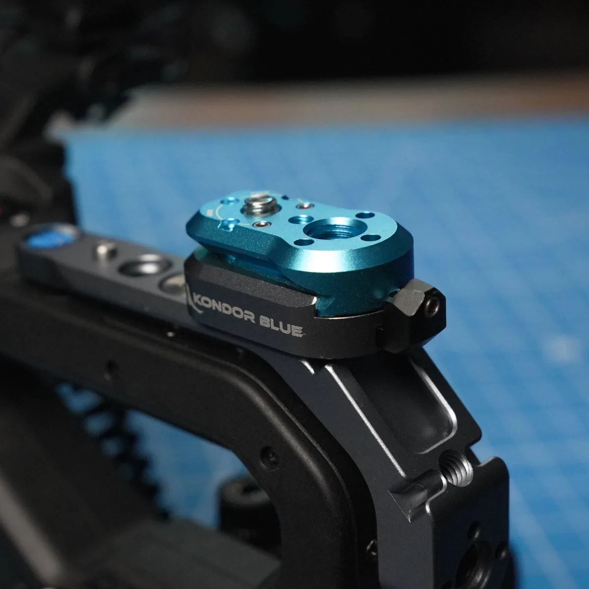 Kondor Blue Mini Lock Quick Release Plate (Raven Black)