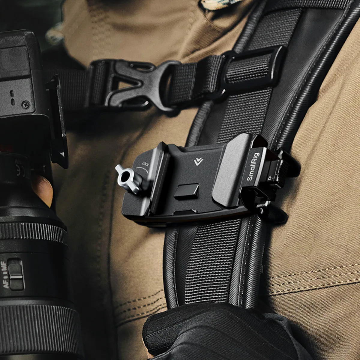 SmallRig 5053 Camera Clip with Quick Release Mount Plate Kit
