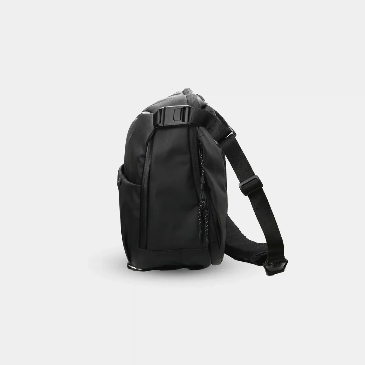 Sakk Gear Nomad Laptop & Camera Sling Bag