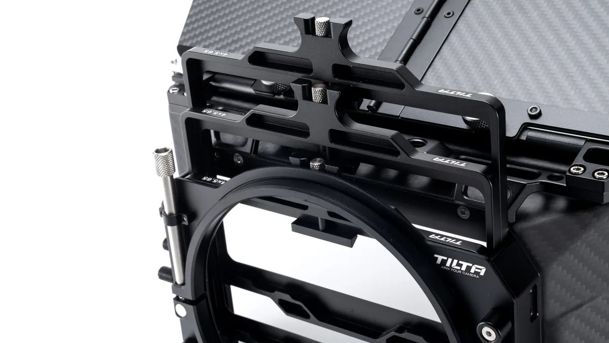 Tilta MB-T12 3-Stage 4 x 5.65″ Carbon Fiber Clip-On Matte Box