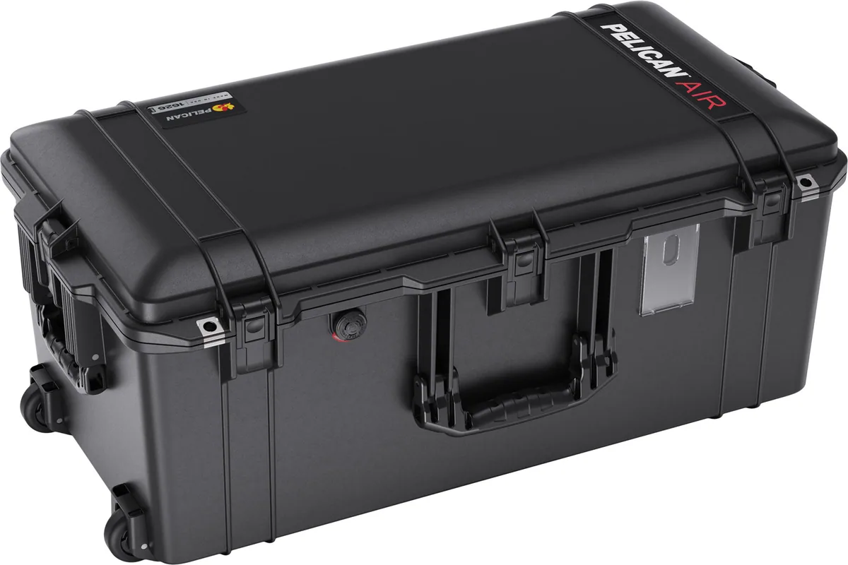 Pelican 1626 Air Case (Black, With Foam)