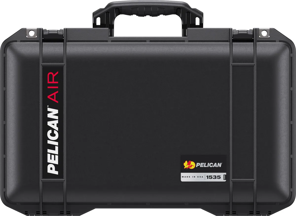 Pelican 1535Air Wheeled Carry-On Hard Case with TrekPak Divider Insert (Black, 27L)