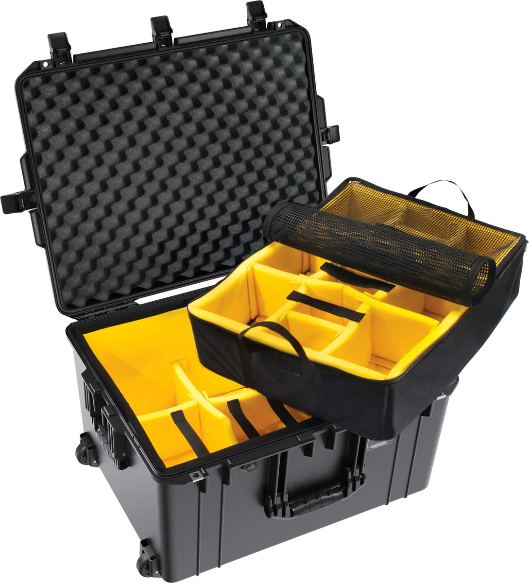 Pelican 1637 Air Case (Black, With Padded Dividers)