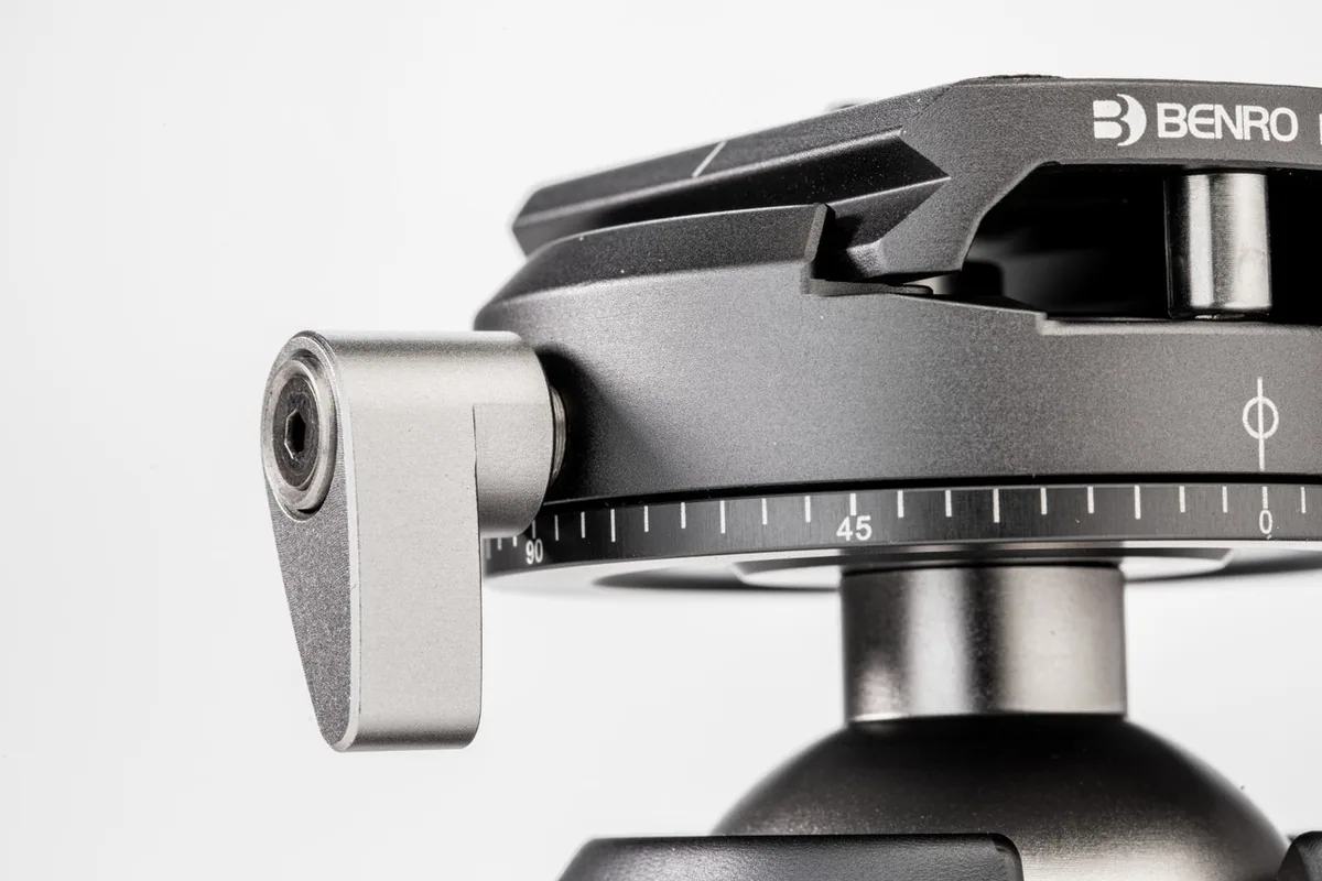 Benro GX35 Two Series Arca-Type Low Profile Aluminum Ball Head