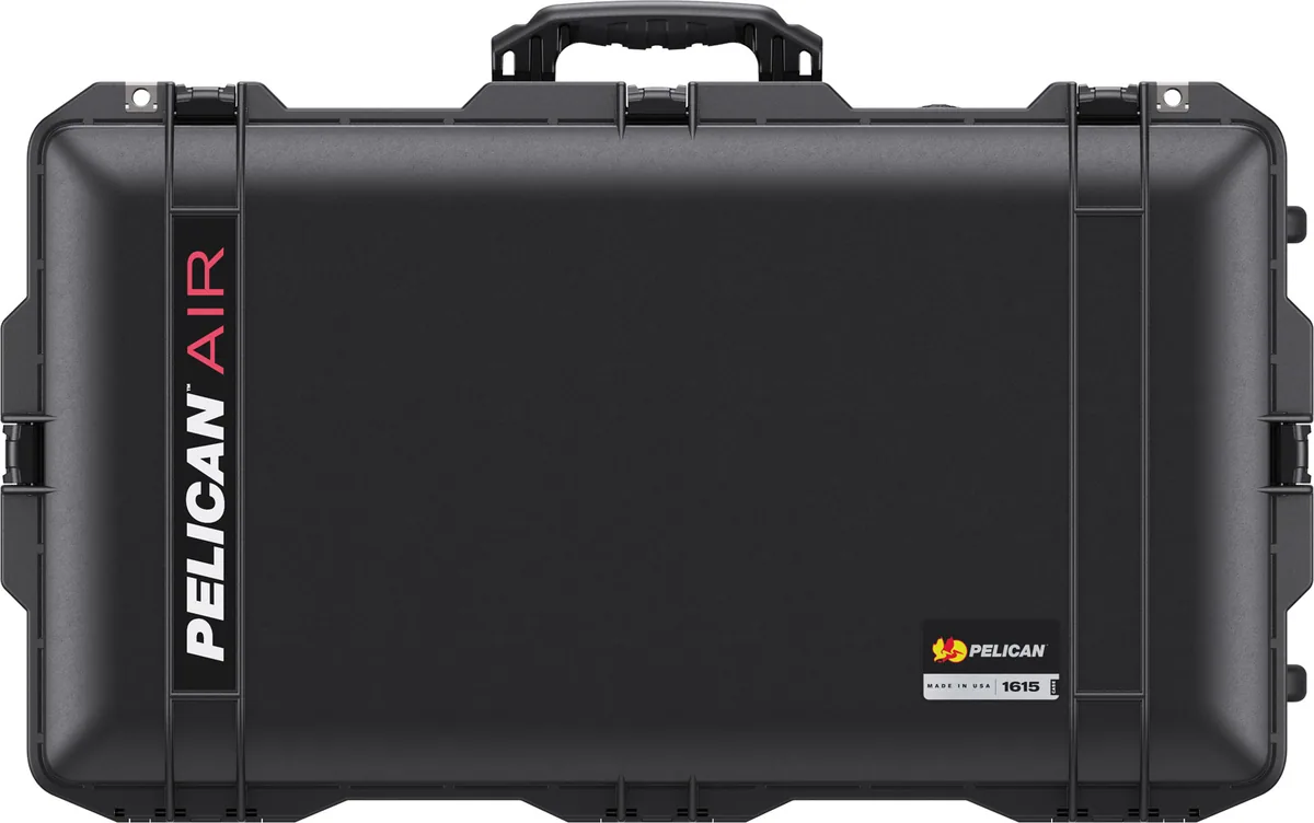 Pelican 1615 Air Case (Black, With Foam)